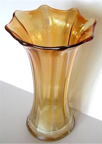 GUMTIPS 9 in. marigold vase